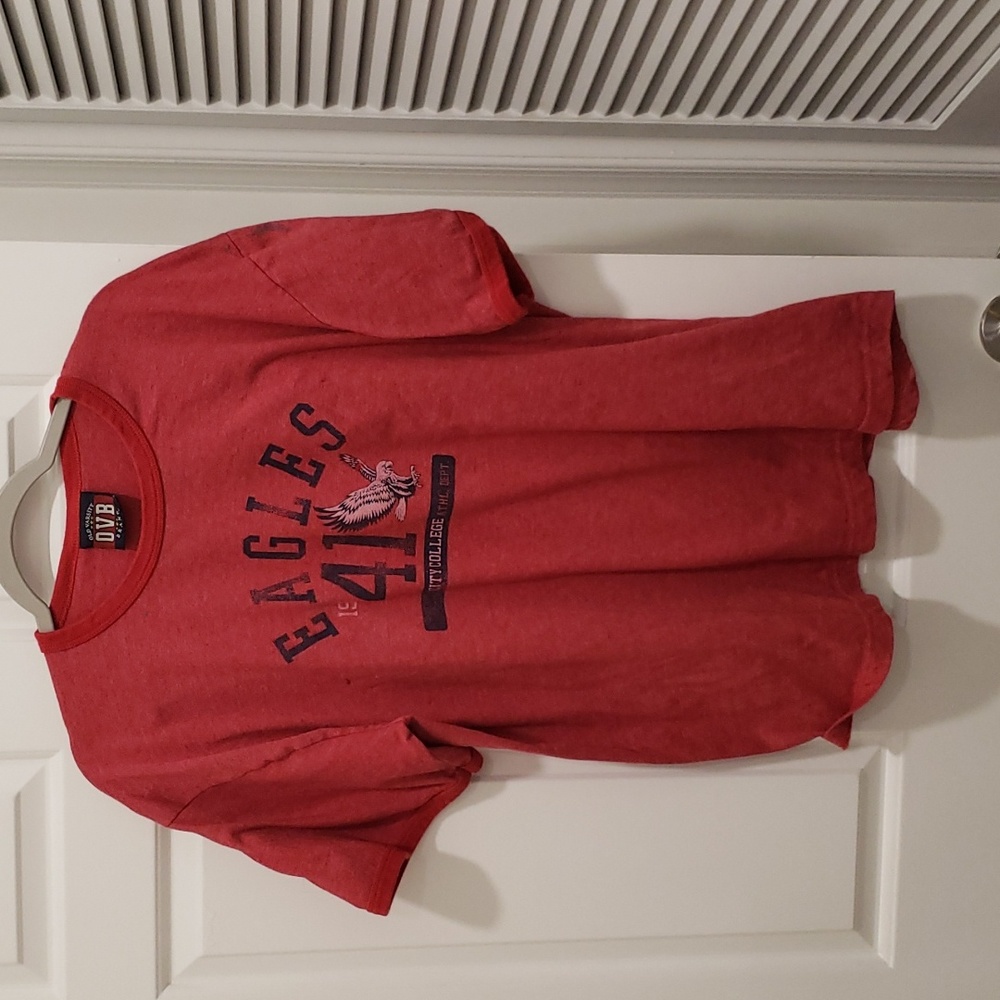 Eagles City College athletic department men's t-shirt. XL. Old Varsity Brand.
